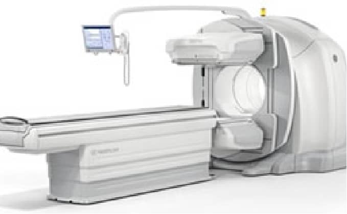 核医学診断装置（SPECT-CT）